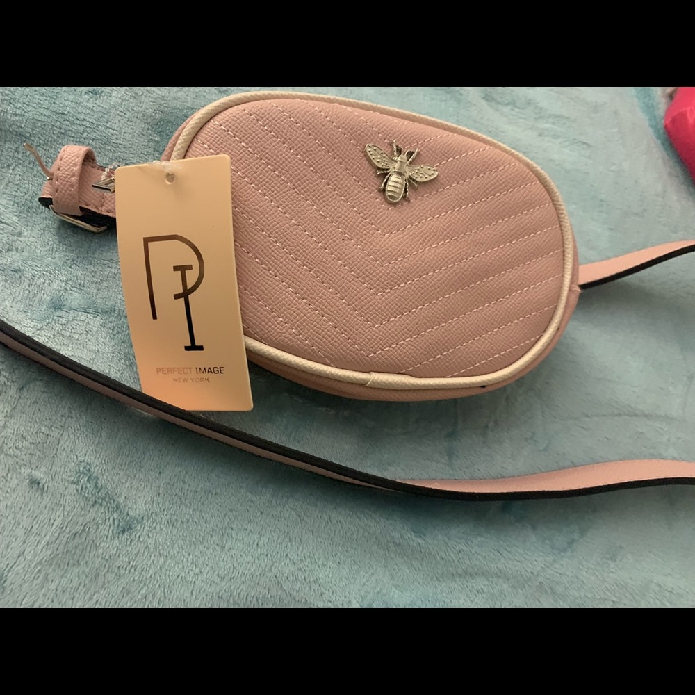 Belt 💼 bag💕 for women!❤️